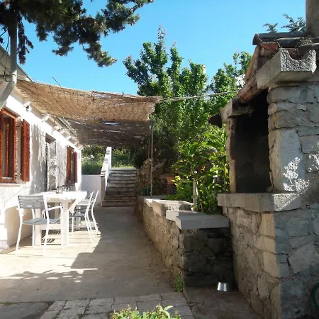 Damir Apartament Nerezine