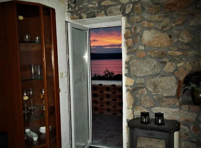 Damir Apartman Nerezine